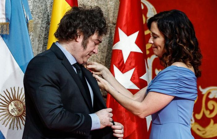 Beleidigungen für Pedro Sánchez, Patzer mit Isabel Díaz Ayuso und die Auszeichnung eines antidemokratischen Instituts | Javier Milei verschärft die Krise mit Spanien