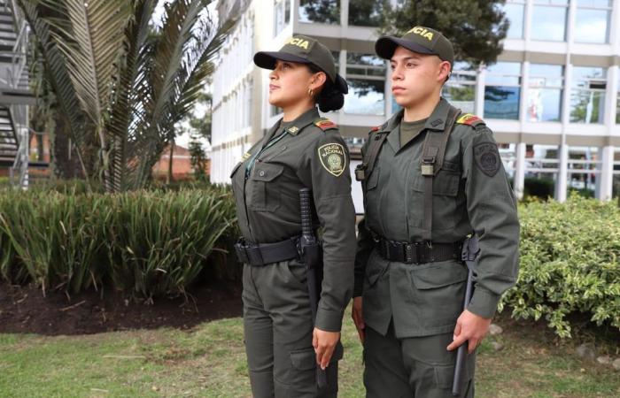 Wie viel verdient ein Polizeiassistent an einer weiterführenden Schule in Kolumbien im Jahr 2024?