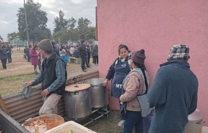 In der Kapelle des Viertels Angelelli wurde eine Messe zu Ehren der Frauen der Suppenküchen gefeiert – La Ranchada