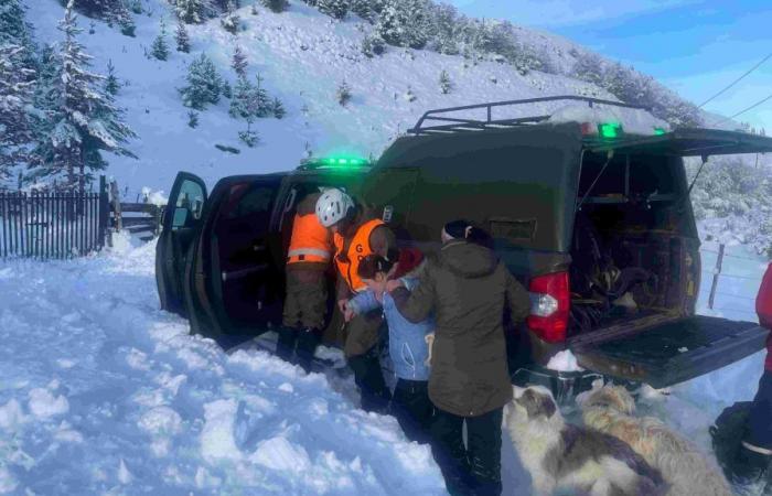 GOPE Aysén rettet eine durch Schneefall isolierte Familie im Lago Frío – Radio45Sur.cl