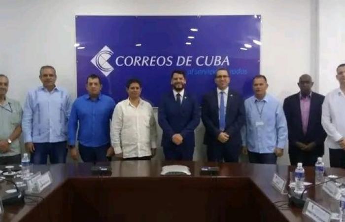 Zu Besuch in Kuba, Generalsekretär des Postvereins Amerikas, Spaniens und Portugals – Radio Rebelde