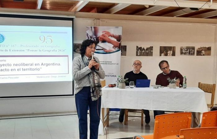 Gespräch über das neoliberale Projekt in Argentinien und seine Auswirkungen auf das Territorium – La Voz del Pueblo