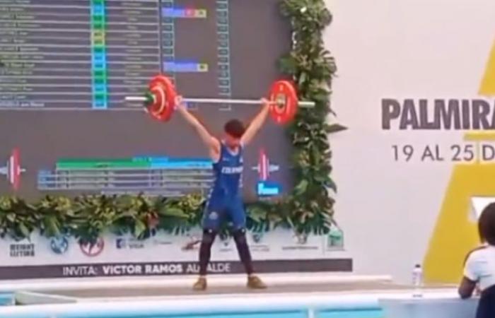 Gewichtheber aus La Vega, Cundinamarca, erhält 3 Goldmedaillen bei der Südamerikanischen Meisterschaft