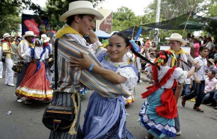 Programmierung der Feierlichkeiten von San Juan und San Pedro in Neiva: Künstler und Unterhaltungskünstler nach Datum