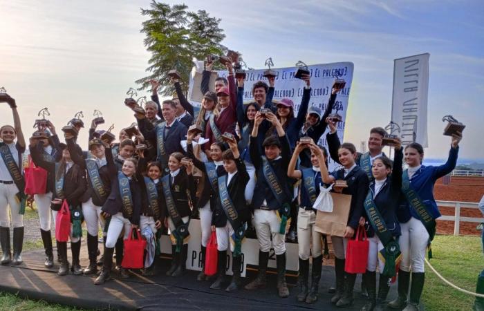 Hervorragende Leistung der Reiter und Reiterinnen des Concordia Equestrian Club in Misiones. – Digitale NC