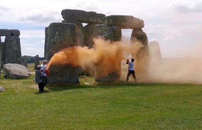 Es gibt bessere Möglichkeiten, gegen den Klimawandel zu protestieren, als Stonehenge mit der Sprühfarbe zu bemalen