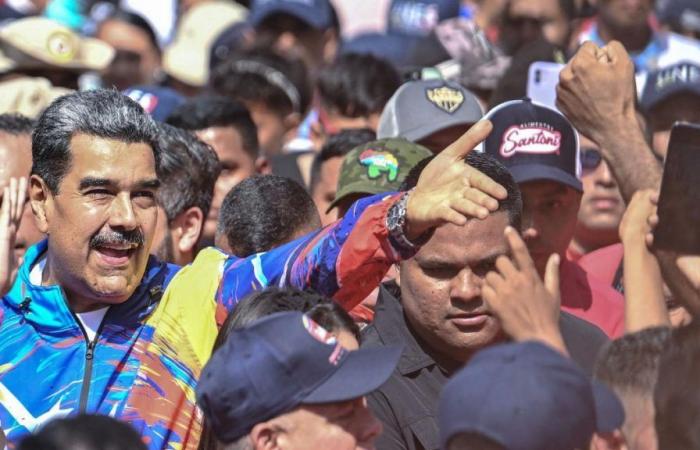 Zu wem betet Nicolás Maduro? Santeria, evangelische Kulte und sogar Tarotkarten sind Teil seines Präsidentschaftswahlkampfs