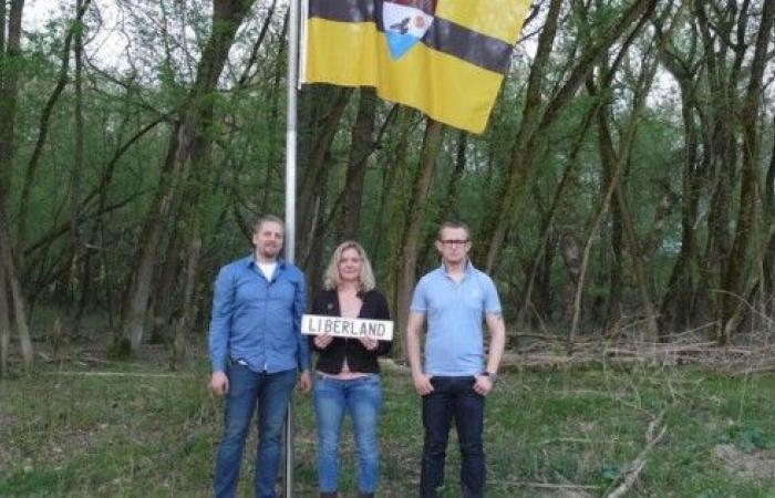 Liberland, das libertäre Land ohne Bevölkerung, in das Milei sich verliebt und das von Argentinien anerkannt werden könnte