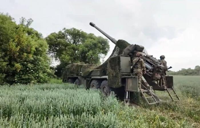 Mit der Stationierung der ersten Einheiten in der Ukraine setzen die russischen Bodentruppen weiterhin neue selbstfahrende Haubitzen vom Typ 2S43 Malva ein