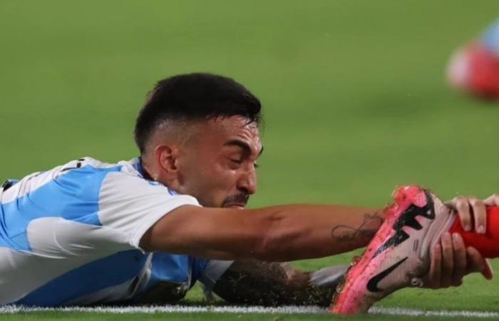 Doktor Ugarte bietet den Schiedsrichtern der Copa América nach dem Spiel zwischen Chile und Argentinien kostenlose medizinische Hilfe an – Publimetro Chile