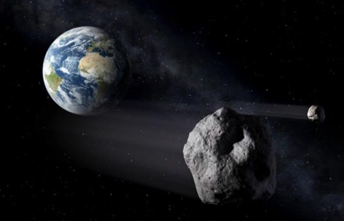 Zwei große Asteroiden ziehen in kurzem Abstand nahe an der Erde vorbei