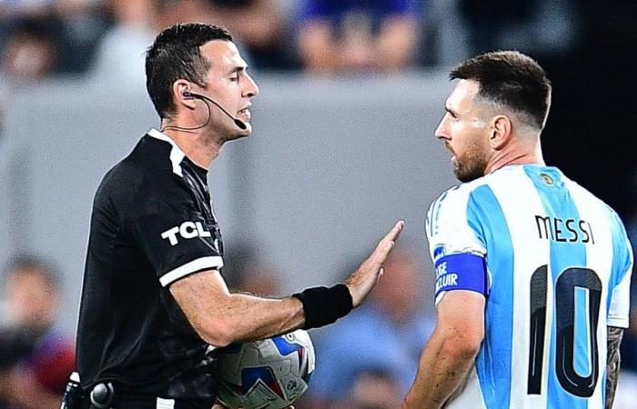 Andrés Matonte, der uruguayische Schiedsrichter, der La Roja wütend gemacht hat