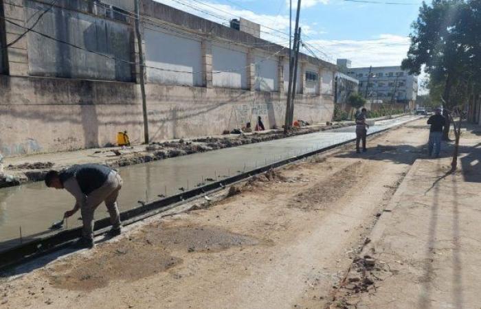 Die Asphaltierung der Hälfte der Straße in der Pampín-Straße wurde abgeschlossen