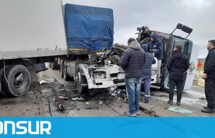 Mehrere Zusammenstöße zwischen Lastwagen führten zu Verkehrsunterbrechungen auf der Route 3 von Chubut – ADNSUR