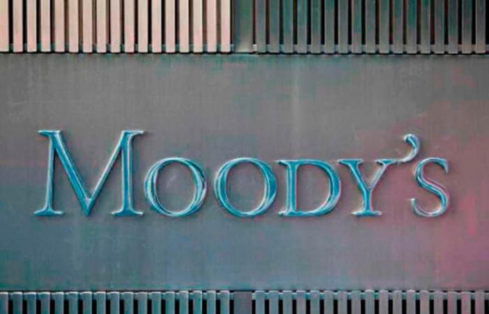 Moody’s stuft den Ausblick für die Kreditwürdigkeit Kolumbiens herab