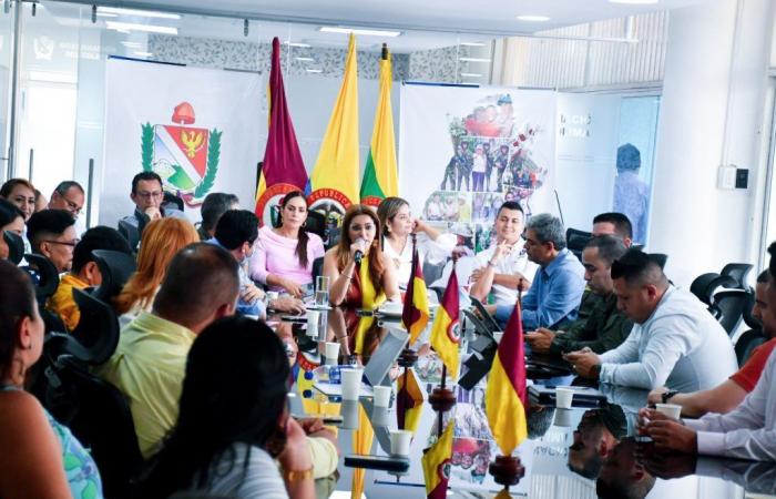 Regierung von Tolima und Bürgermeisteramt von Ibagué: Gesamtkoordination für die Sicherheit und Ordnung der San Pedro Parade in Ibagué