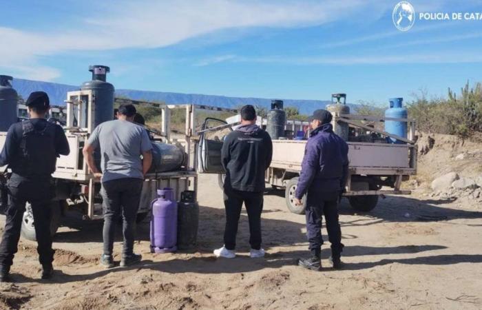 Zwei Männer wurden wegen der Verfälschung von Gasflaschen in Valle Chico festgenommen