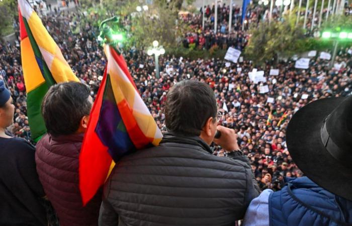 Bolivien kehrt nach dem gescheiterten Putsch zur Normalität zurück, ohne die zugrunde liegenden Probleme zu lösen