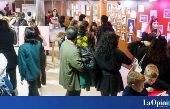 Sie veranstalteten einen künstlerischen Tag für junge Leute im Casa del Chubut in Buenos Aires