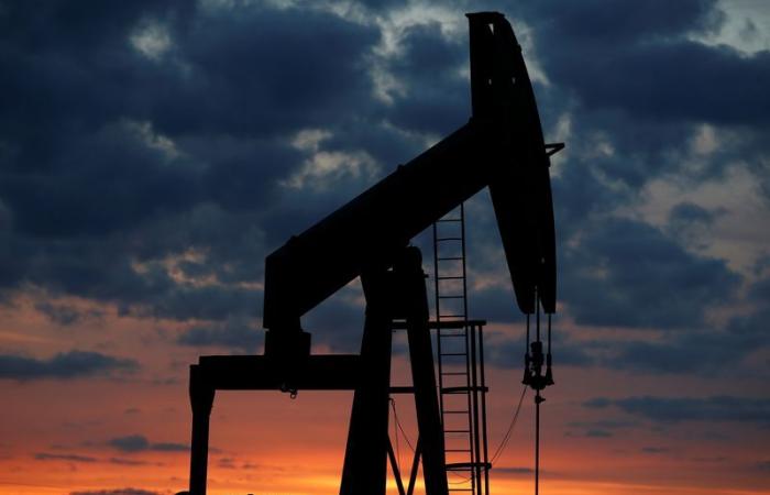 Öl steigt aufgrund von Zinssenkungshoffnungen und höheren Margen; bereit für den dritten wöchentlichen Gewinn