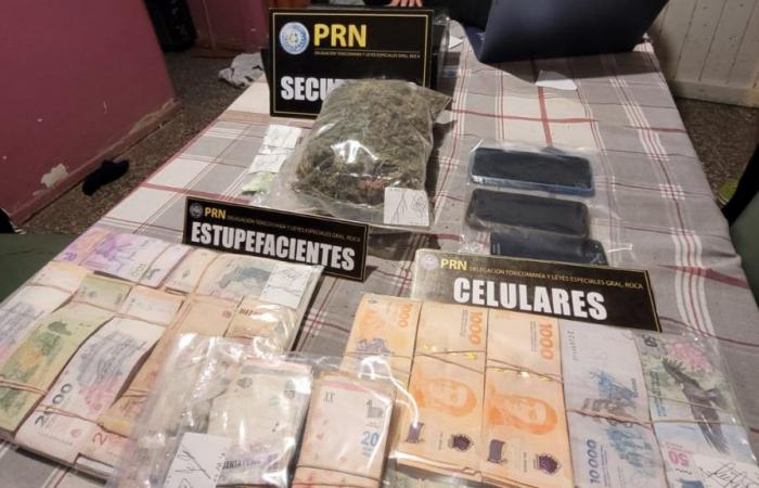 Schlag gegen den Drogenhandel in Roca: Schließung von zwei Drogenverkaufsstellen