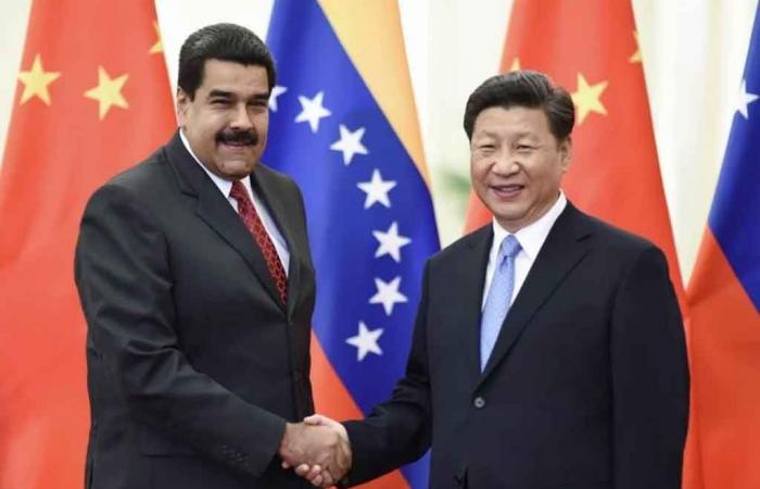 Die Staats- und Regierungschefs Chinas und Venezuelas begrüßen 50 Jahre diplomatische Beziehungen