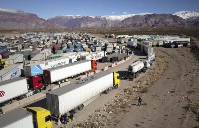 Der Chef von Aprocam versicherte, dass 4.000 Lastwagen darauf warteten, nach Chile zu gelangen