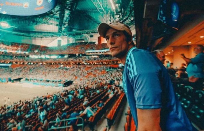 Iván de Pinedas Reise zur Unterstützung der argentinischen Nationalmannschaft in den Vereinigten Staaten