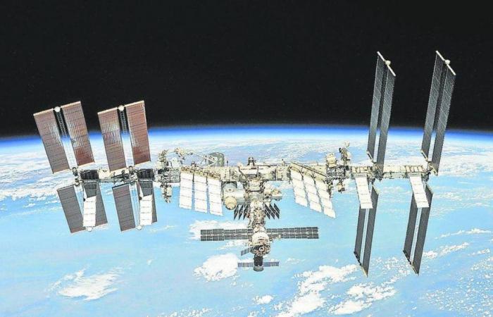 Die NASA beauftragt Elon Musk, das Schiff zu bauen, das die Internationale Raumstation zerstören wird