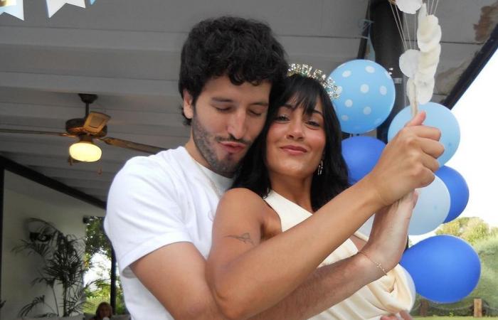 Aitana wird 25 und Sebastián Yatra gratuliert ihr mit einem schockierenden (und millionenschweren) Geschenk