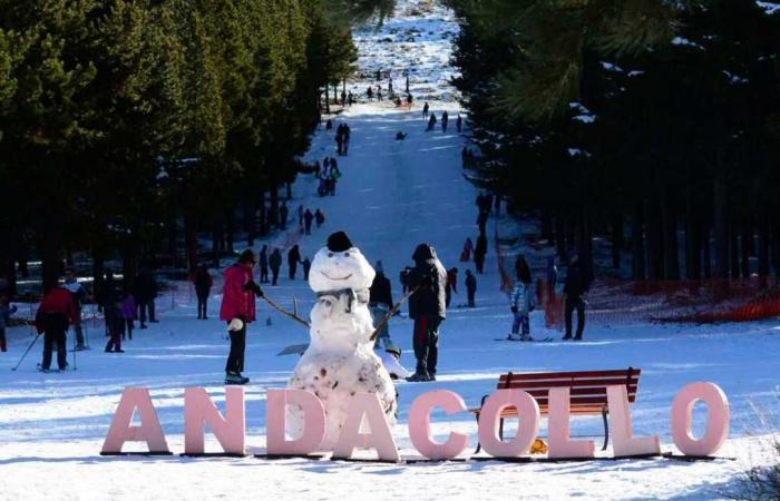 Alle gehen Skifahren im Norden von Neuquén: Die lange Saison heute in Andacollo mit kostenlosen Kursen