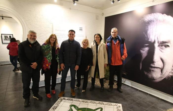 Die Fotoausstellung zu Ehren von Máximo Arias wurde eröffnet