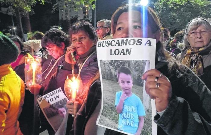 Verschwundene Männer und Frauen aus dem demokratischen Argentinien: eine Schuld des Staates und der Gesellschaft