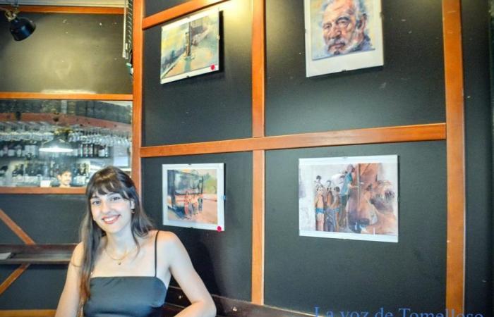 Raquel Castro kehrt mit der farbenfrohen Nostalgie von „Kodak en Lienzo“ nach El Rinconcito zurück