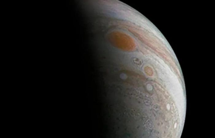 Der rote Fleck des Jupiter ist möglicherweise nicht derselbe, der vor mehreren Jahrhunderten entdeckt wurde