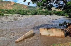 Der Brückeneinsturz hinterließ mehr als 7.000 Einwohner in einem Gebiet des Departements Huila ohne Kontakt zur Außenwelt