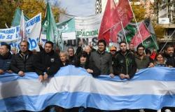 Die CGT und die Streikposten organisieren einen Protest gegen Milei in Córdoba