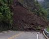 Autobahn Quibdó-Pereira wegen Erdrutschen blockiert