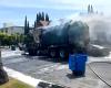 Müllwagen geht in Flammen auf und verkohlt geparkte Autos im Viertel von Los Angeles