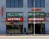 Die umstrittene Hooters-Kette schließt Dutzende Geschäfte in den USA