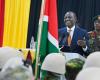 Kenia entließ in einer offiziellen Zeremonie 400 Polizisten vor ihrer bevorstehenden Abreise nach Haiti